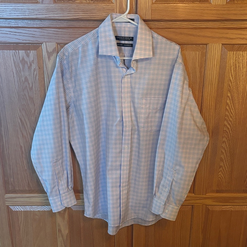 Elegant Men's Checkered Dress Shirt